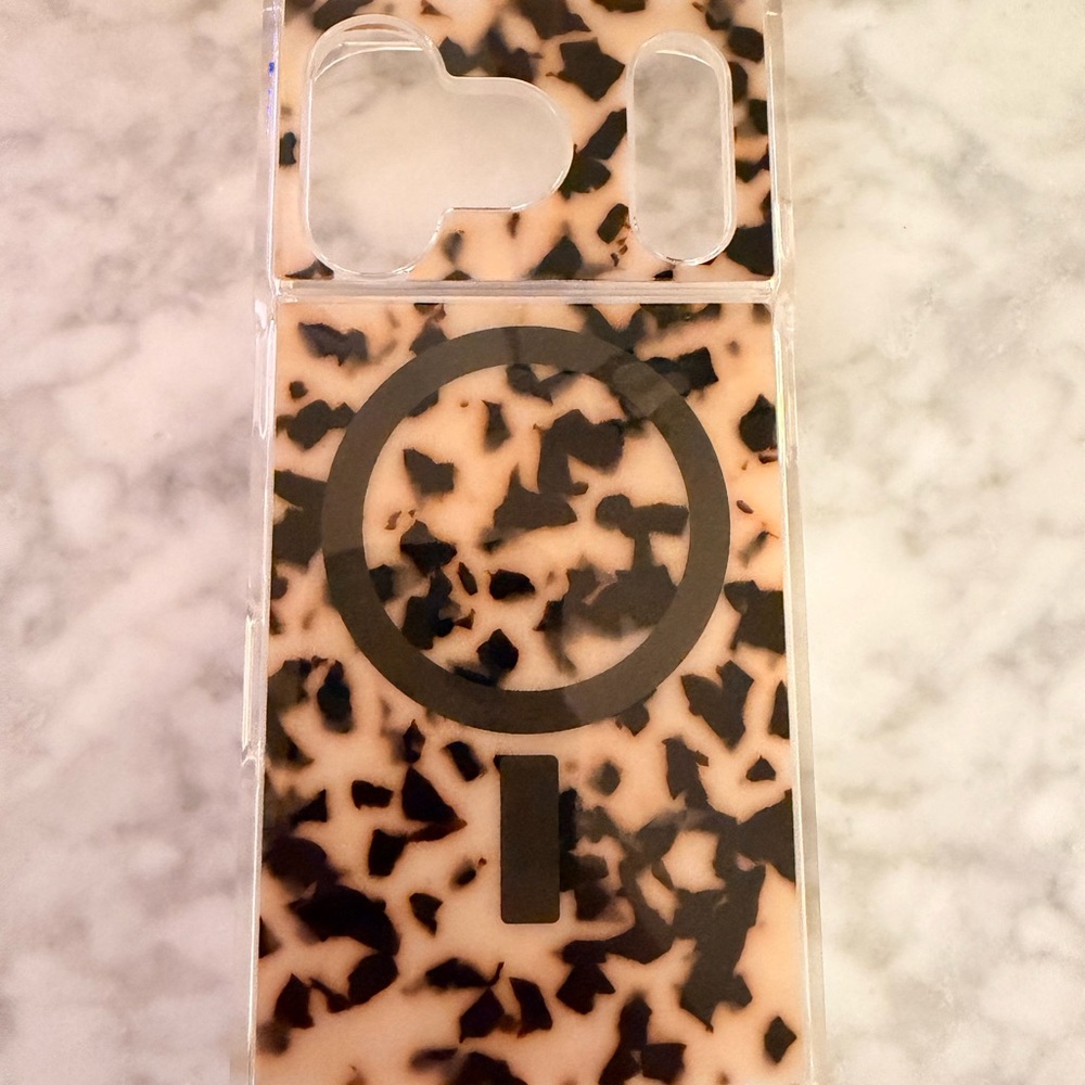 Stylish Black and Cream iPhone 17 PRO Case